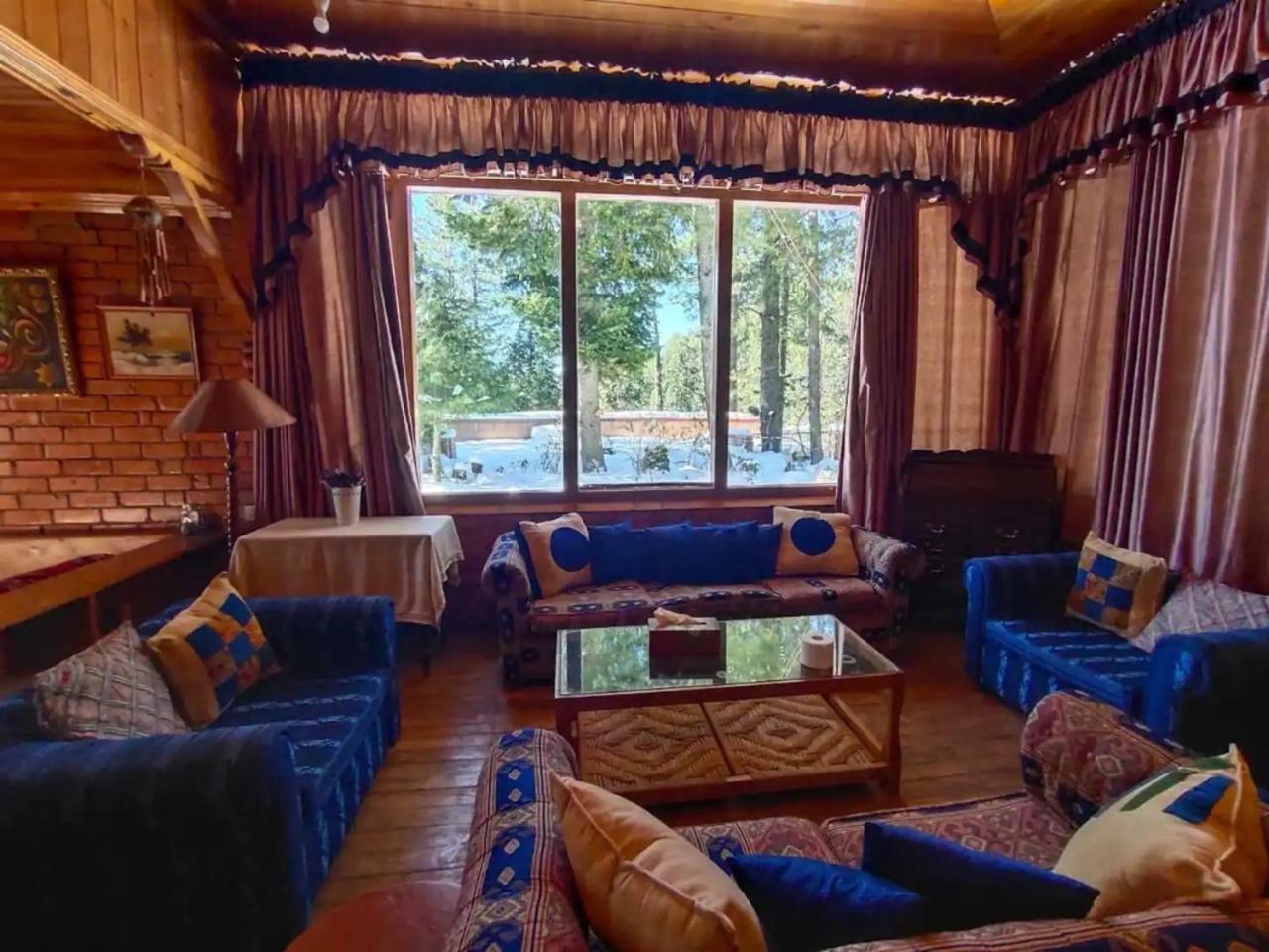 Pine Ridge Cottages Nathia Gali Екстер'єр фото