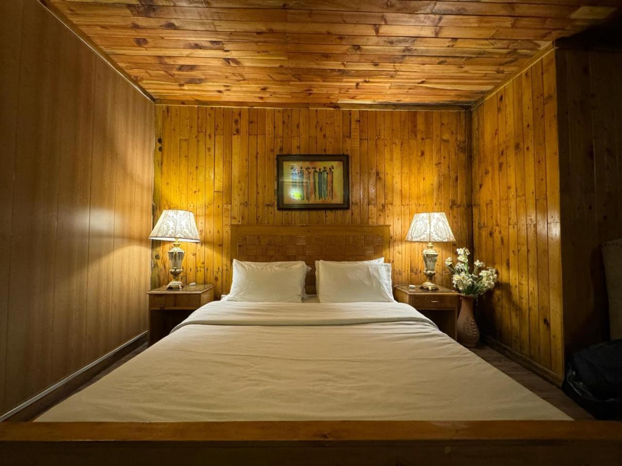 Pine Ridge Cottages Nathia Gali Екстер'єр фото